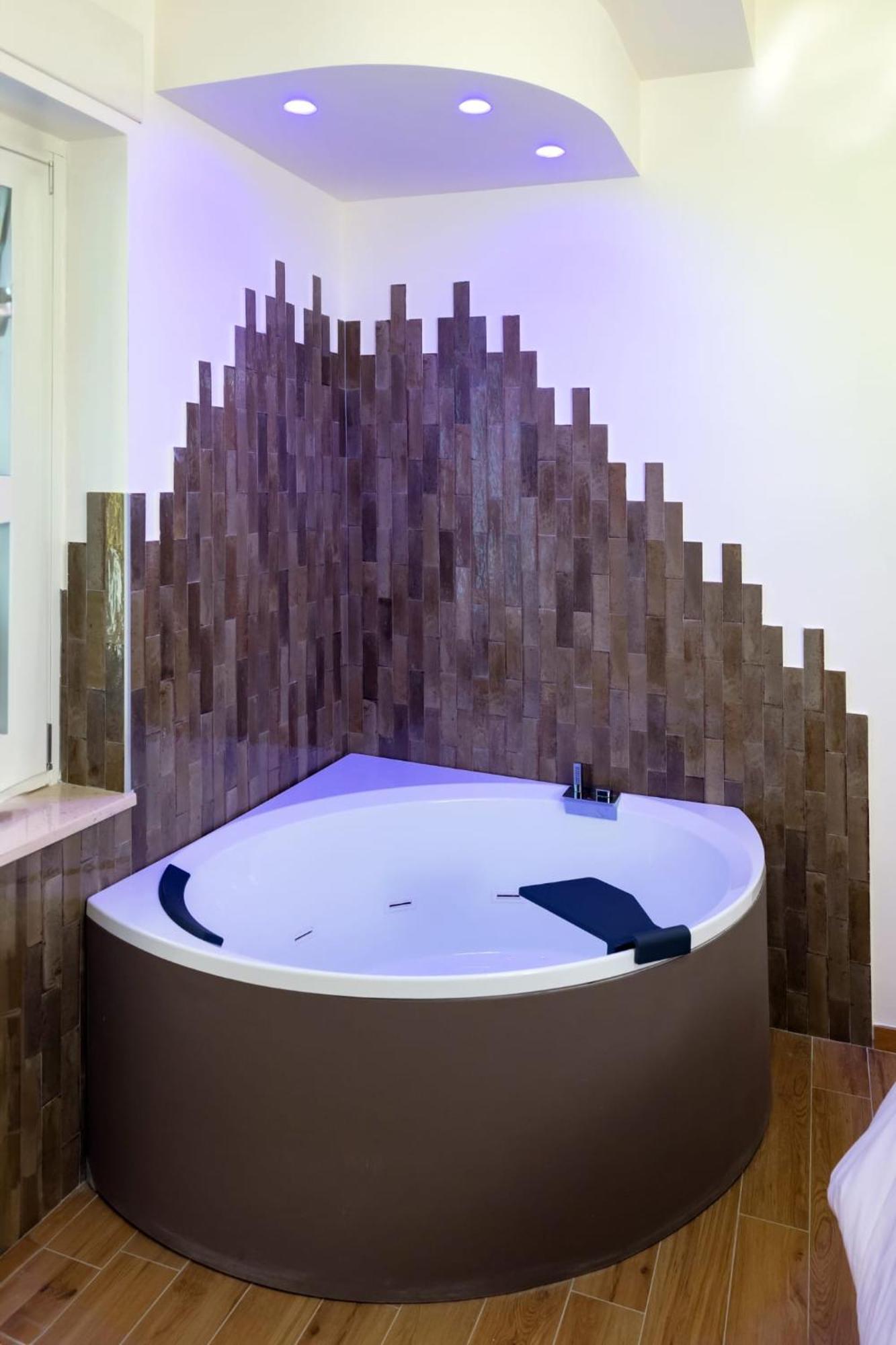 Three Moons Boutique House/Calypso Appartement Salerno Buitenkant foto
